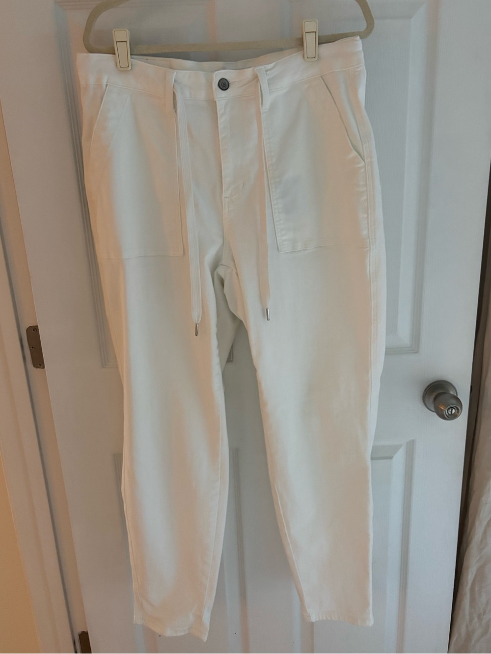 Judy Blue White High-Rise Jogger Jeans - Size 14W